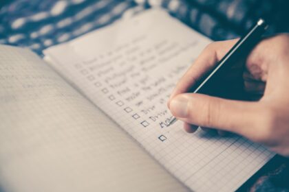 برامج الذكاء الاصطناعي لزيادة الإنتاجية