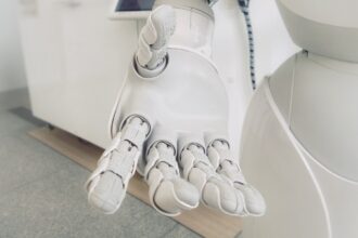 كيف تبني روبوت محادثة بالذكاء الاصطناعي خطوة بخطوة كيف تبني روبوت محادثة بالذكاء الاصطناعي